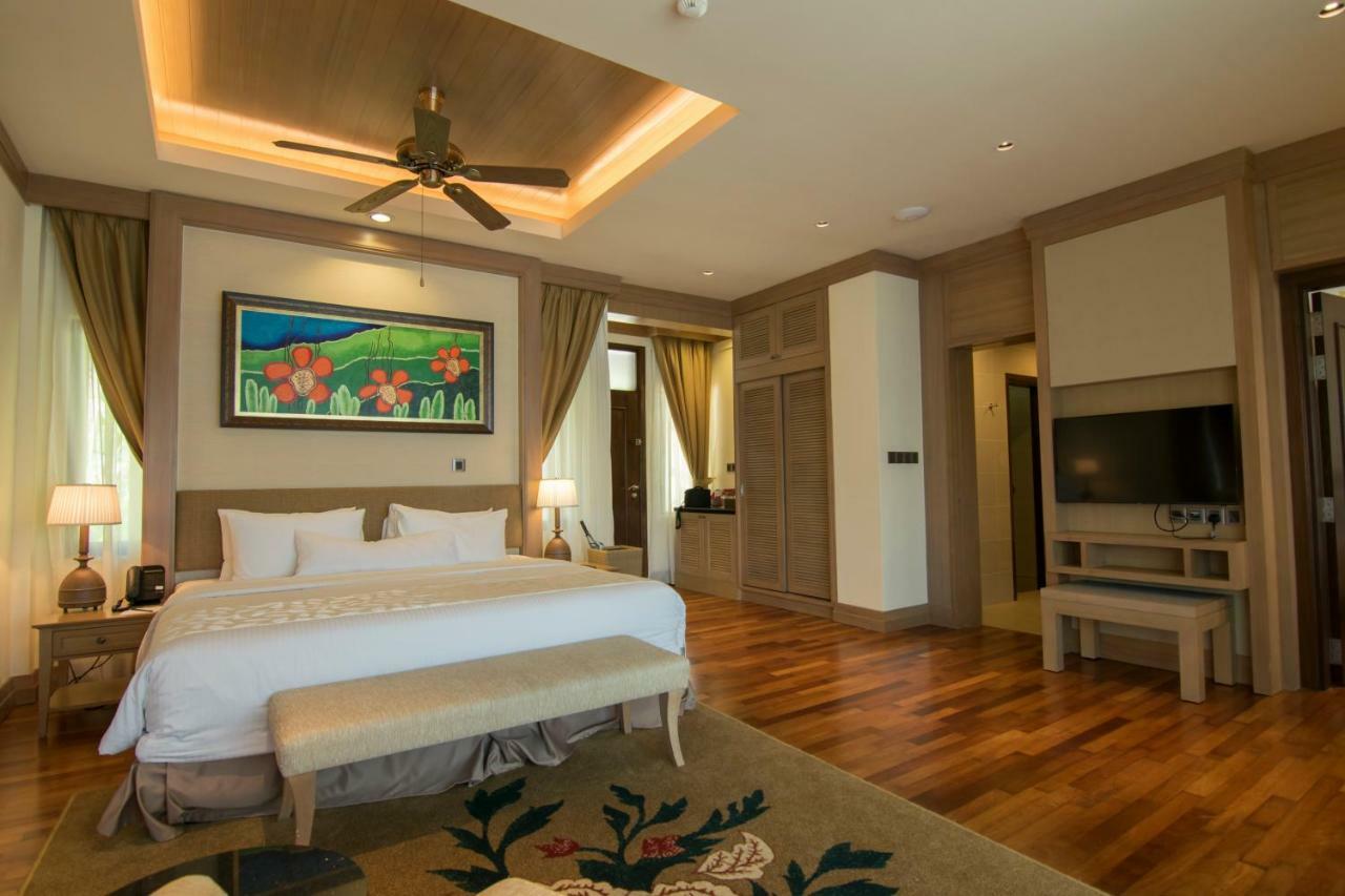 Royale Chulan Cherating Villa Екстер'єр фото